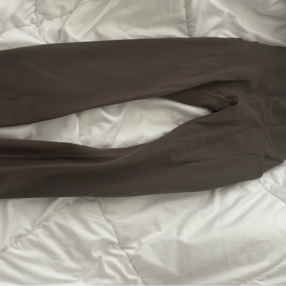 Green Leggings (lululemon)